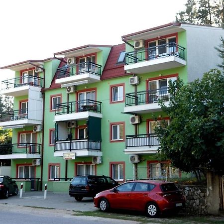 Apartments Villa Zora Dojran Bagian luar foto