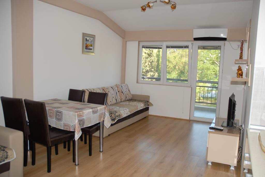 Apartments Villa Zora Dojran Ruang foto