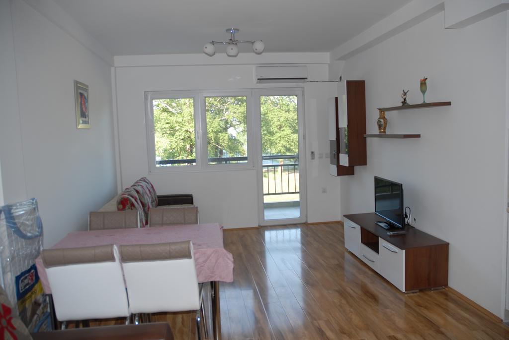 Apartments Villa Zora Dojran Ruang foto
