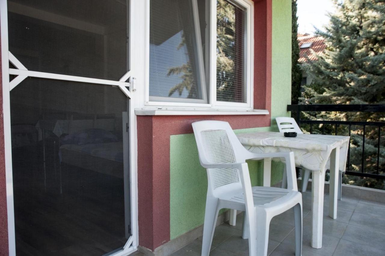 Apartments Villa Zora Dojran Bagian luar foto